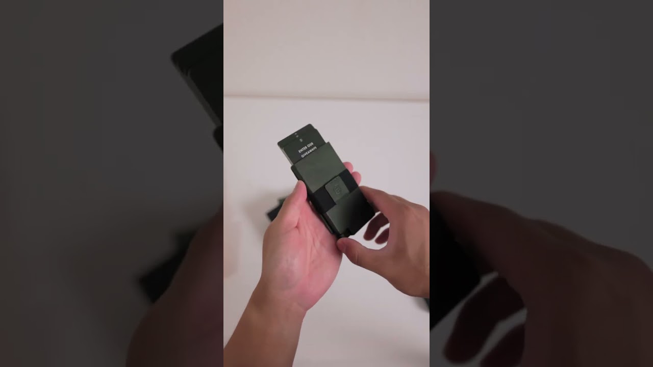 Unboxing Minimalist Wallets From Ekster - Aluminum Cardholder, Senate, & Parliament 