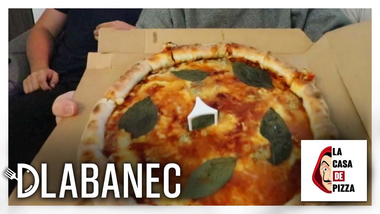 PIZZA S PÁRKOVÝM OKRAJEM - La Casa De Pizza | DLABANEC #5