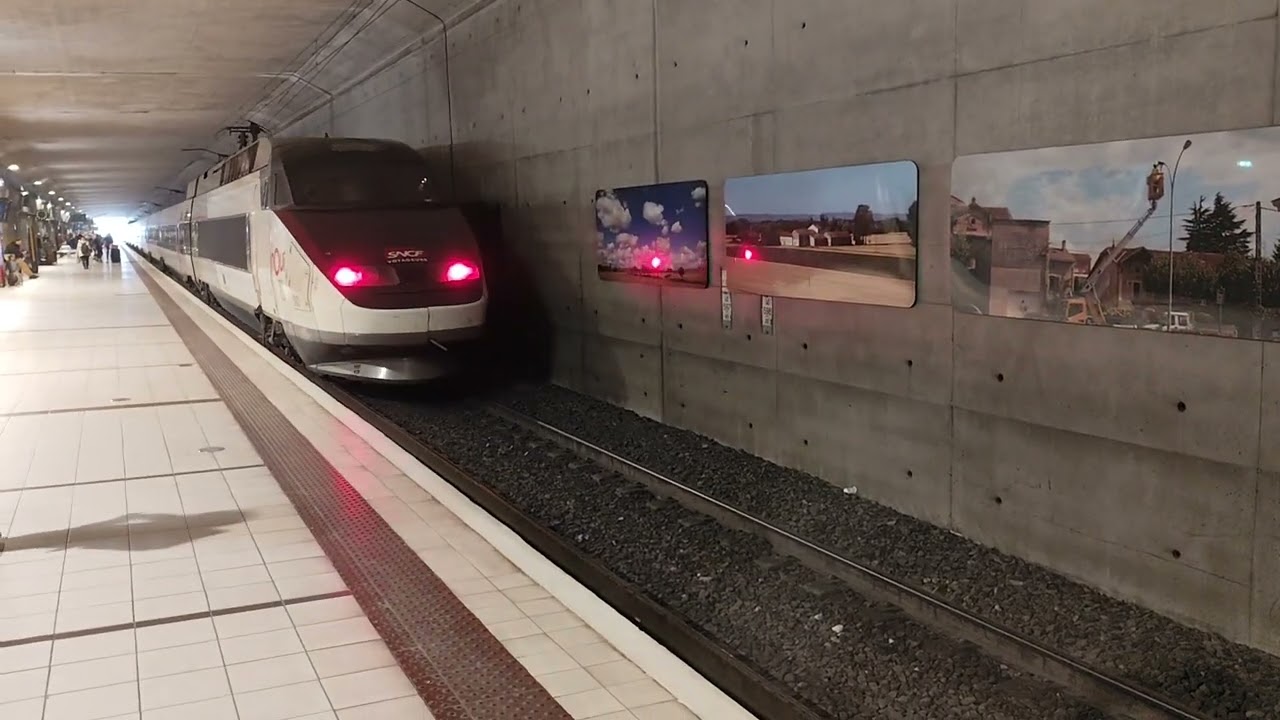 Gare de Massy TGV. TGV Inouï