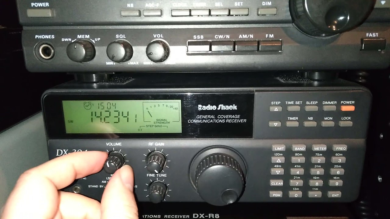 A Quick Look At My Radio Shack DX-394