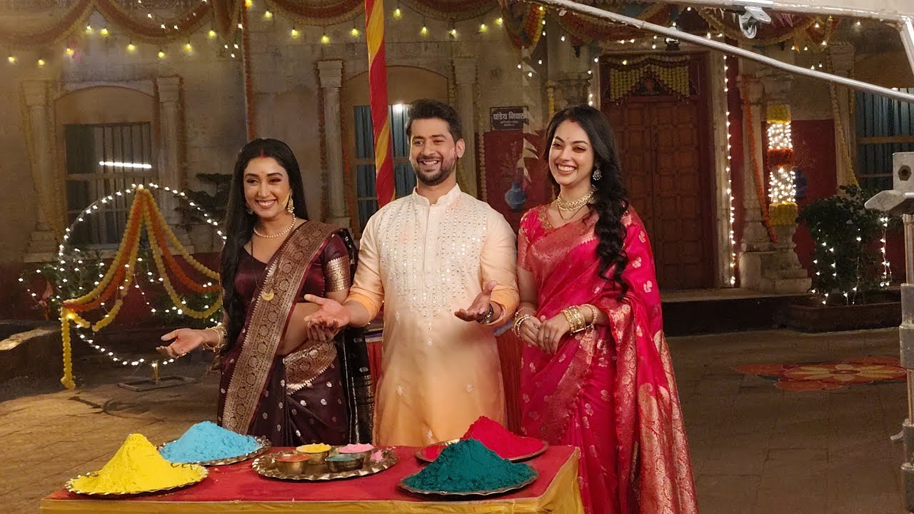 Gharwali pedwali Serial shooting BTS video camera behind seen on set,🎥 Happy holi wishes 💞#gharwali