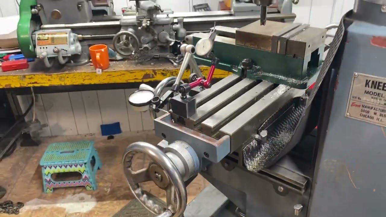 Clausing 8520 vs. Enco 100-5100 mini knee mill comparison.