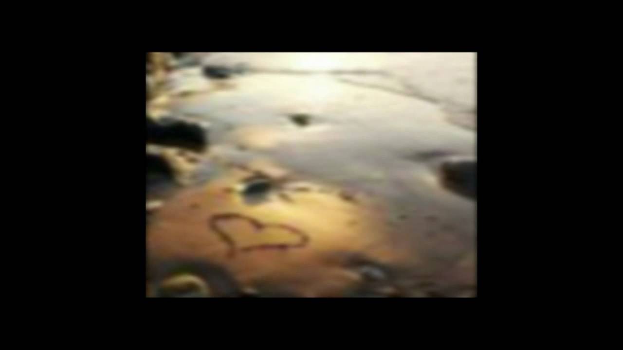 Pasxalis Terzis- Exo mia agapi (&Pi;&alpha;&sigma;&chi;ά&lambda;&eta;&sigmaf; &Tau;&epsilon;&rho;&zeta;ή&sigmaf; - Έ&chi;&omega; &mu;&iota;&alpha; &alpha;&gamma;ά&pi;&eta;)