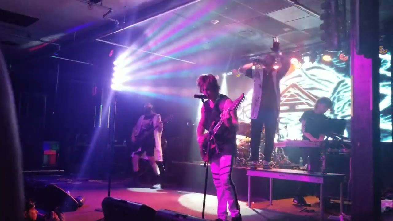 Tallah - Shaken (Not Stirred), live at Reverb 9/9/23