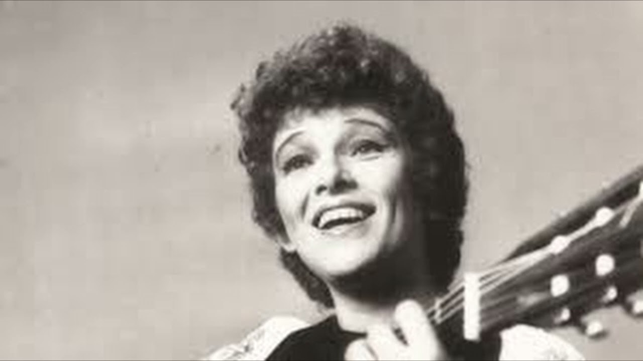 נחמה הנדל - שיר העמק (באה מנוחה ליגע)