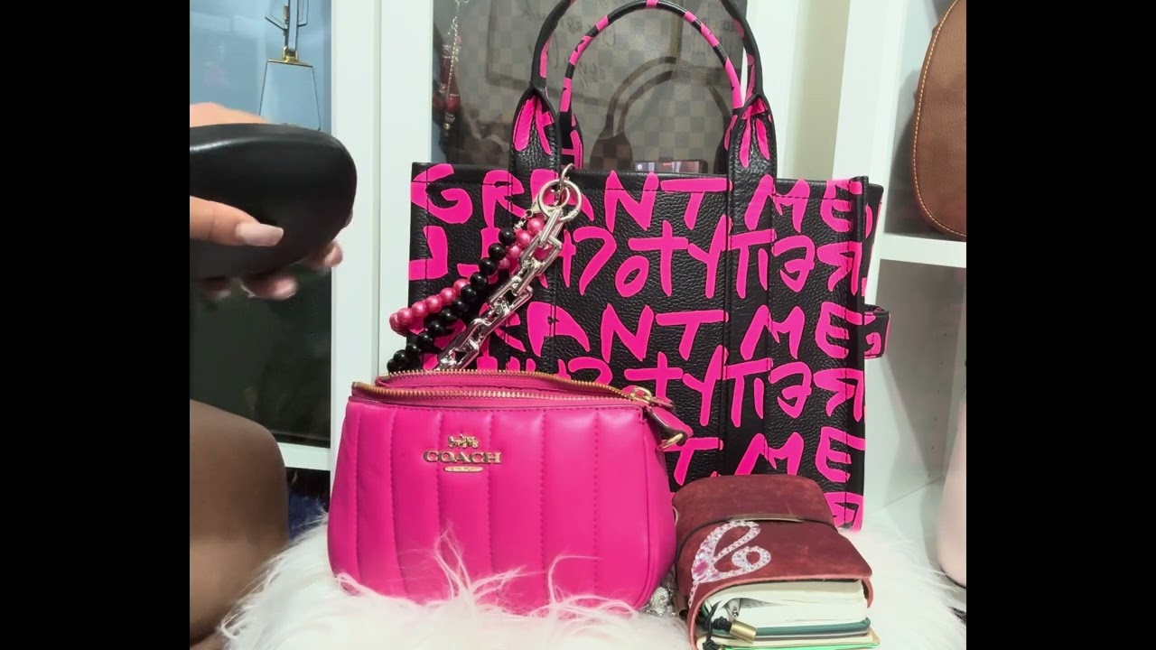 WHATS IN MY MARC JACOBS TOTE - STEPHEN SPROUSE
