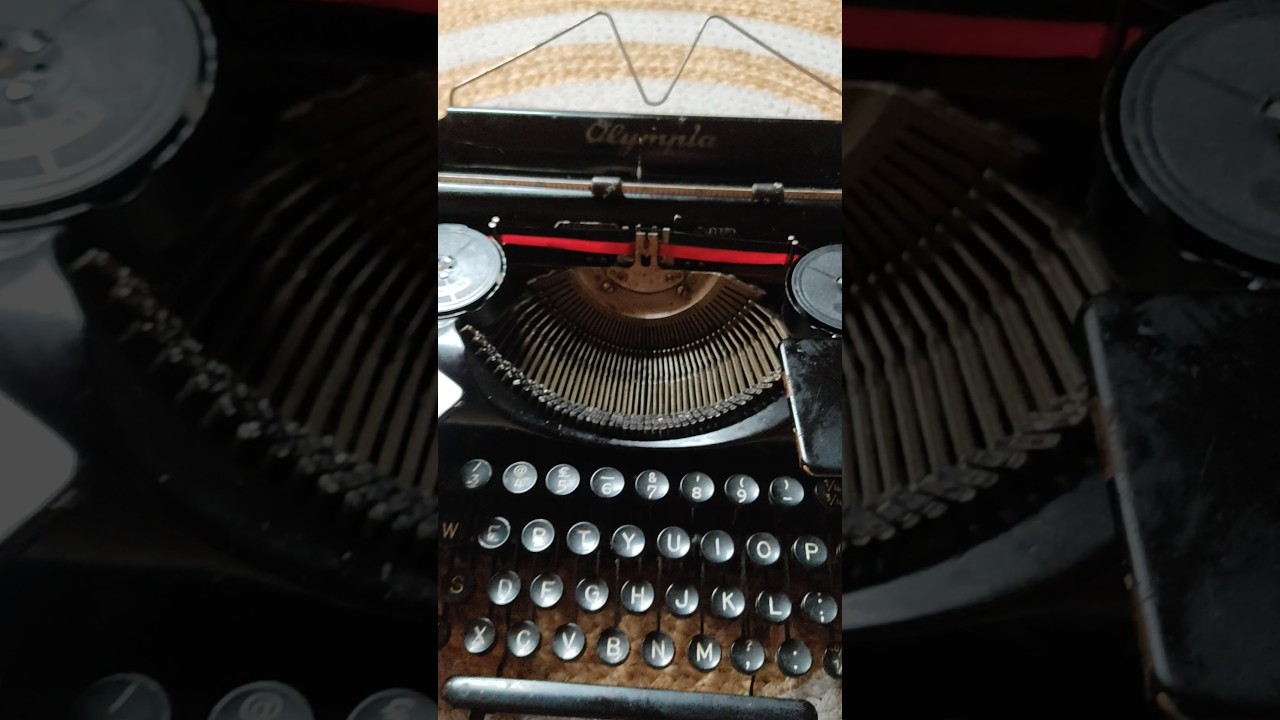 Typewriter Olympia