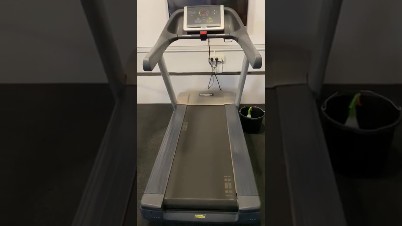 Techno gym Treadmill