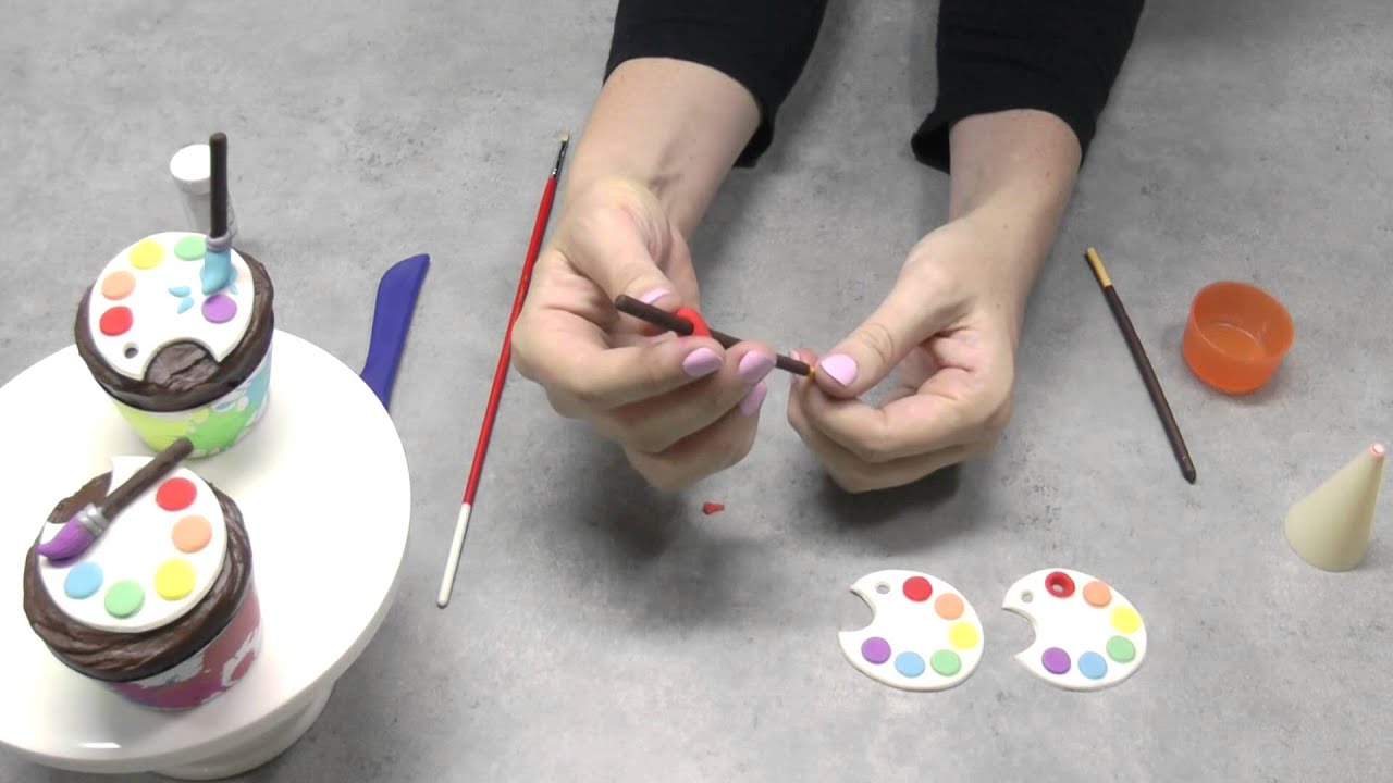 Artist Paint Palette Cupcakes - Back to School with Cupcake Addiction