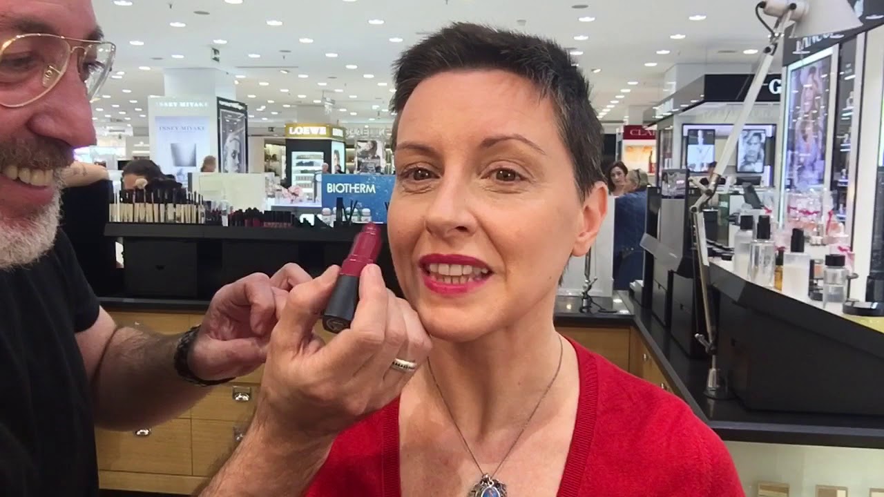 Maquillaje natural buena cara. Situaci&oacute;n real