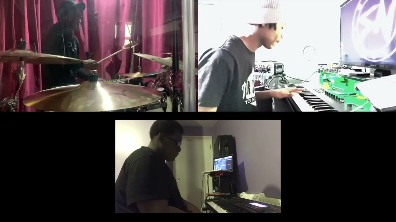 FLO - Cardboard Box Live Arrangement