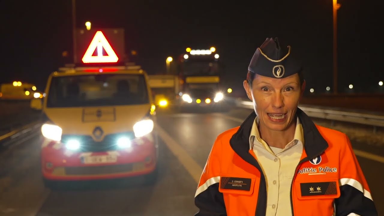 Kijk uit voor uitzonderlijk vervoer.