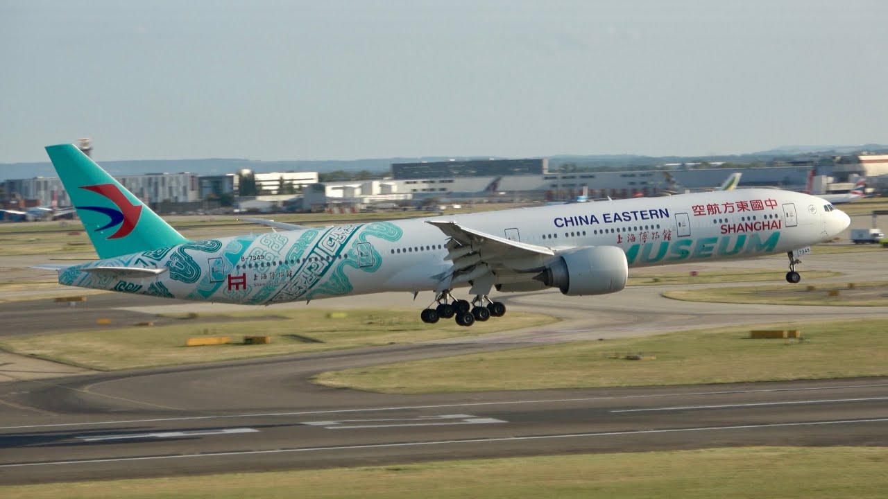 London Heathrow Airport RWY 27R Late Summer Evening Arrivals. Planespotting in 4K 