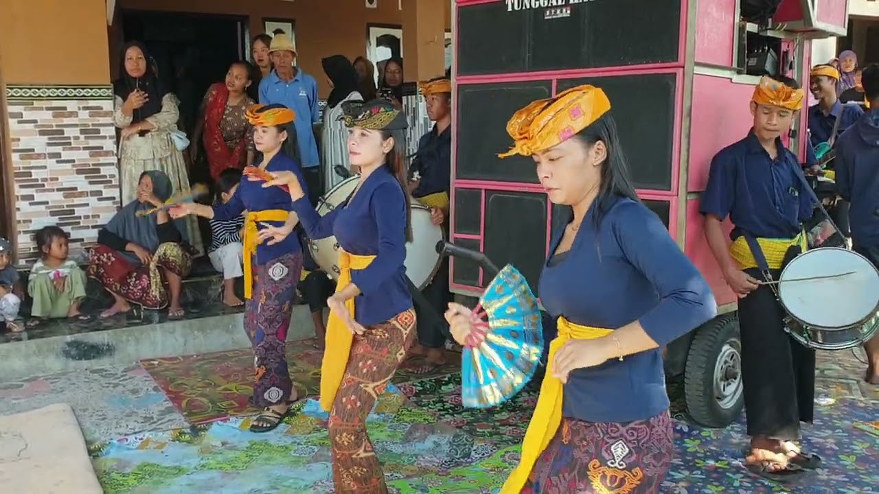 Temu karya 05 hibur warga turun tangis