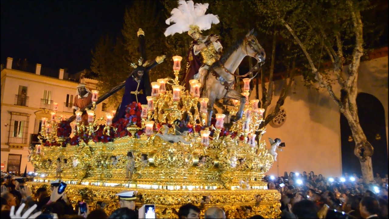 Hermandad de la Esperanza de Triana - Semana Santa de Sevilla 2015