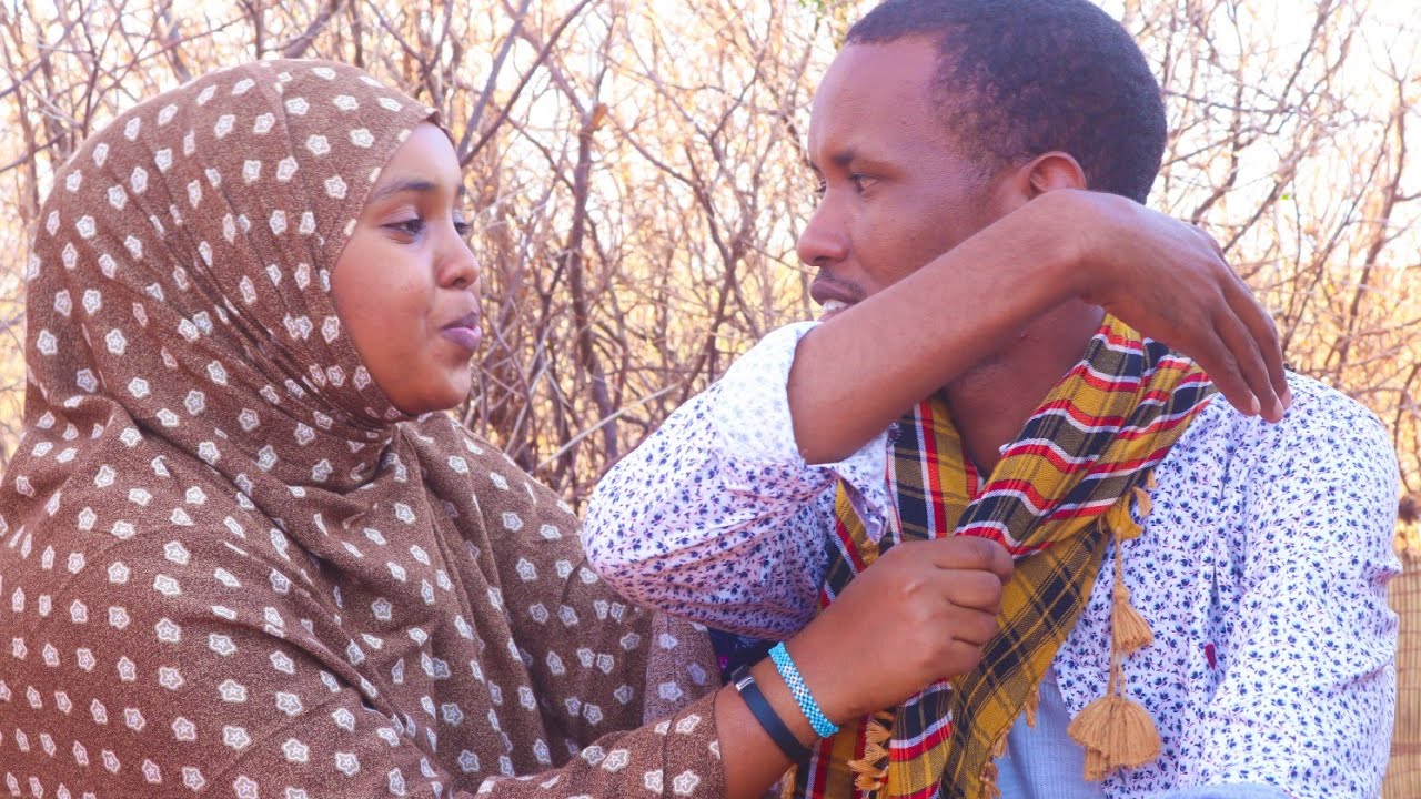 NEW SOMALI FILM|| RIWAAYAD REER BAADIYE|| MANDERA COMEDY EPISODE 36