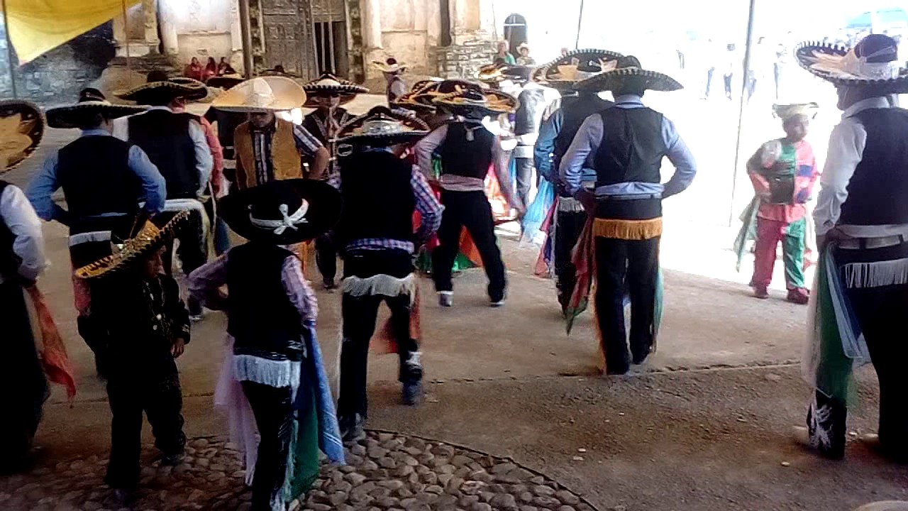 toreros de sn andres tlayegualantzingo  Ahuacatlan puebla feria 2016(1)
