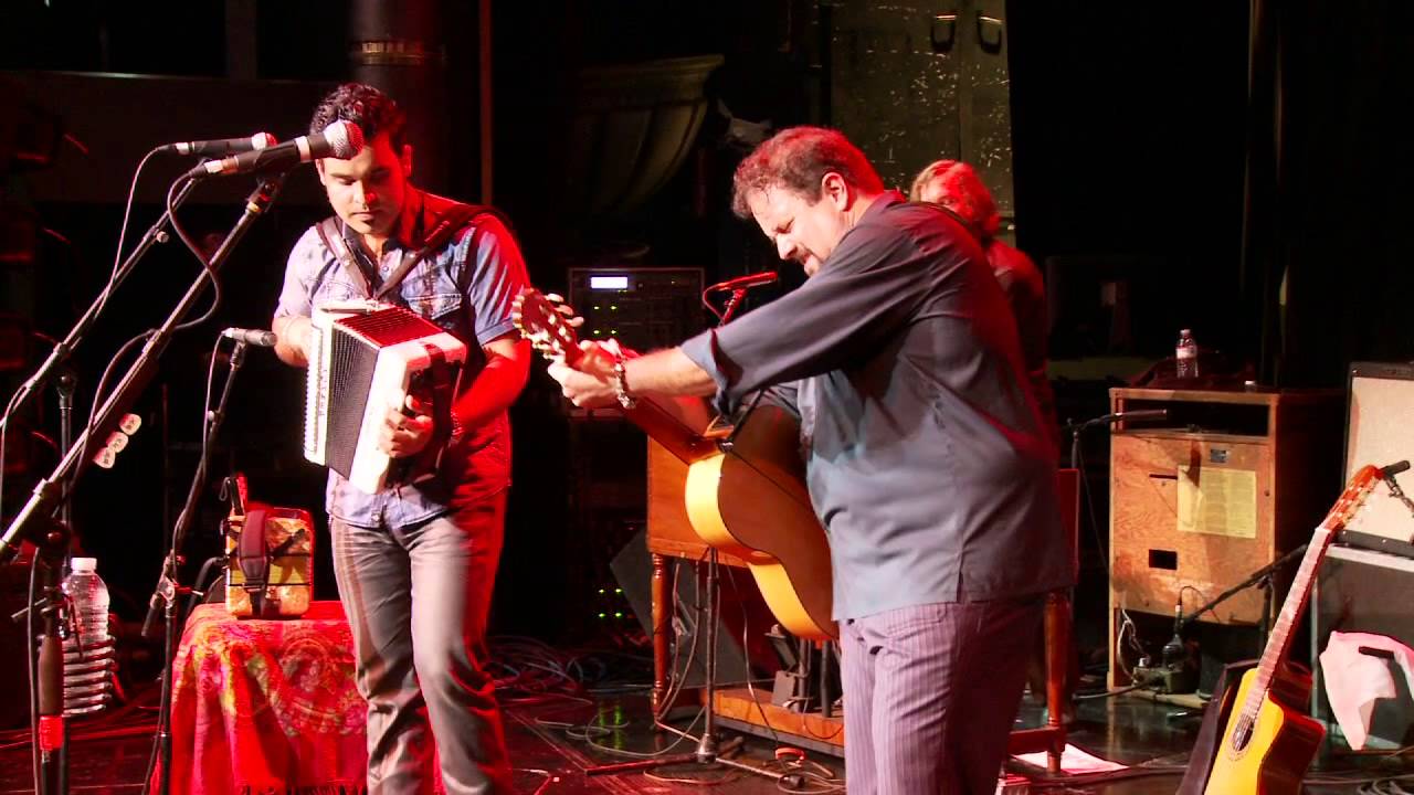 Raul Malo: Trouble with Moonlight