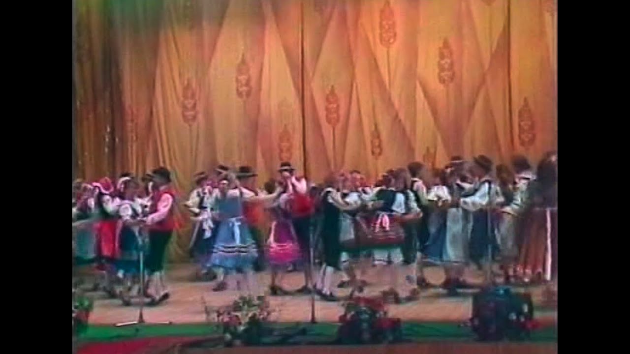 12 – russlanddeutsche Tanzgruppen präsentieren Volkstänze aus Deutschland – Regie: Julia Hoffmann