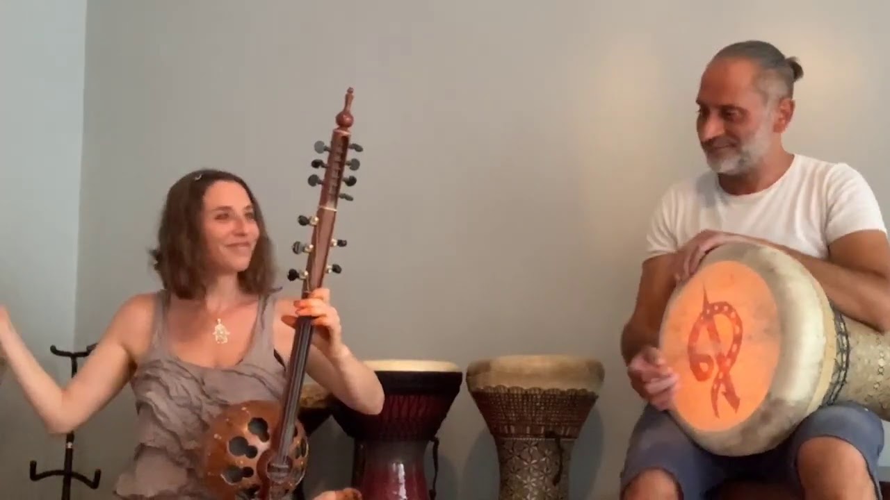 Bunyamin and Raquy mini concert