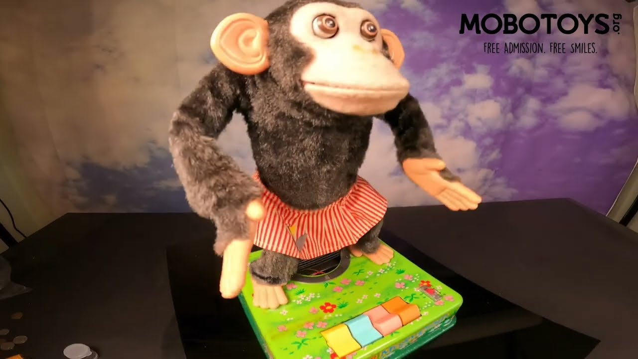 MOBOTOYS 1262 - Dancing Merry Chimp (Jolly Chimps Cousin)