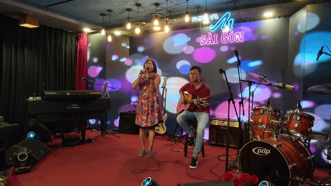 MỘT MÌNH - CHỊ HỒNG NHUNG 