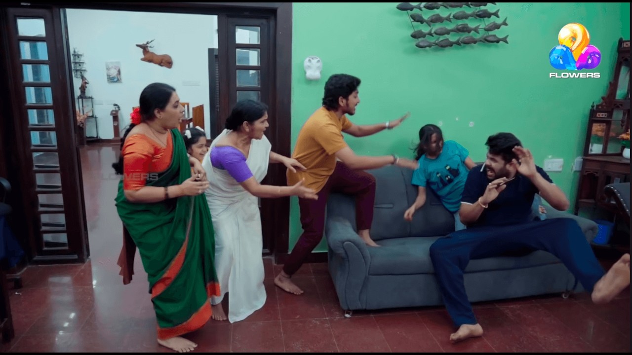 കാലം എത്ര മാറിയാലും കുടുംബത്തിനെ പറഞ്ഞ കളി മാറും..!! | Uppum Mulakum