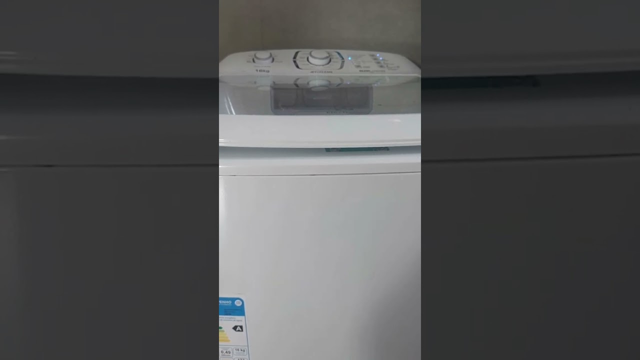 Maquina esvaziando e parando.