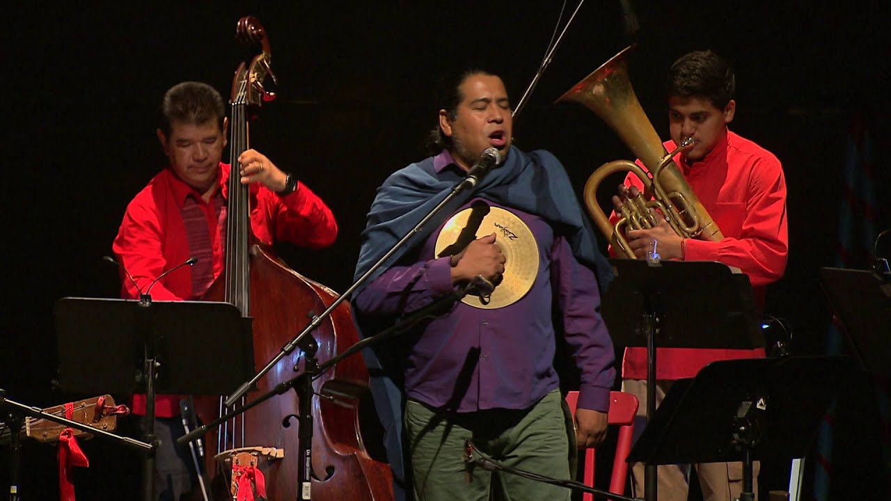 Pasatono Orquesta en Teatro de la Ciudad (Parte 1/3)