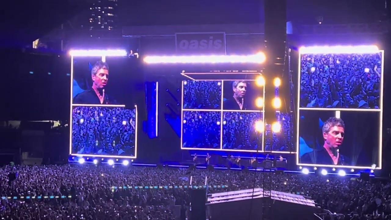 Don’t Look Back in Anger Live, Oasis, Chicago IL 8/28/25