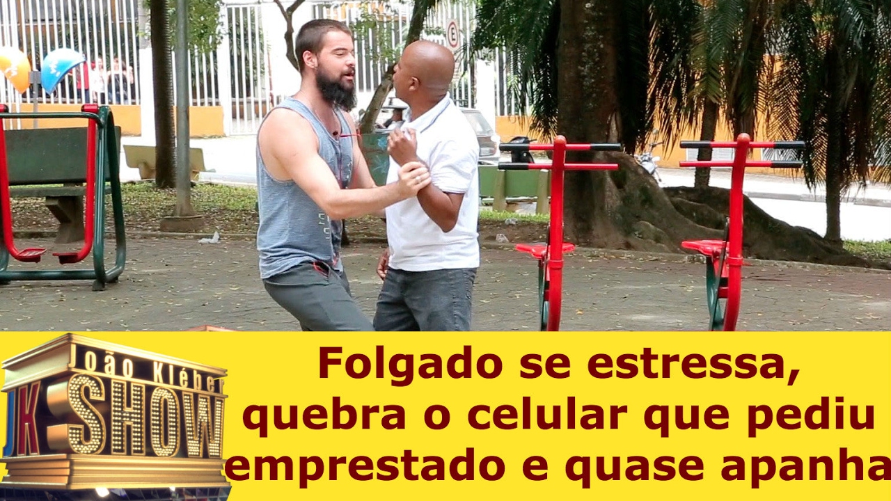 Folgado se estressa, quebra o celular que pediu emprestado e quase apanha