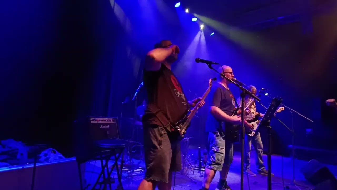Okrhell cover Manowar Warriors Of The World