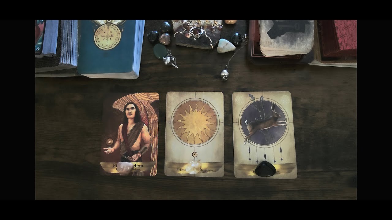 Ancestor Messages: A Timeless Pick-a-Card Tarot/Oracle Reading