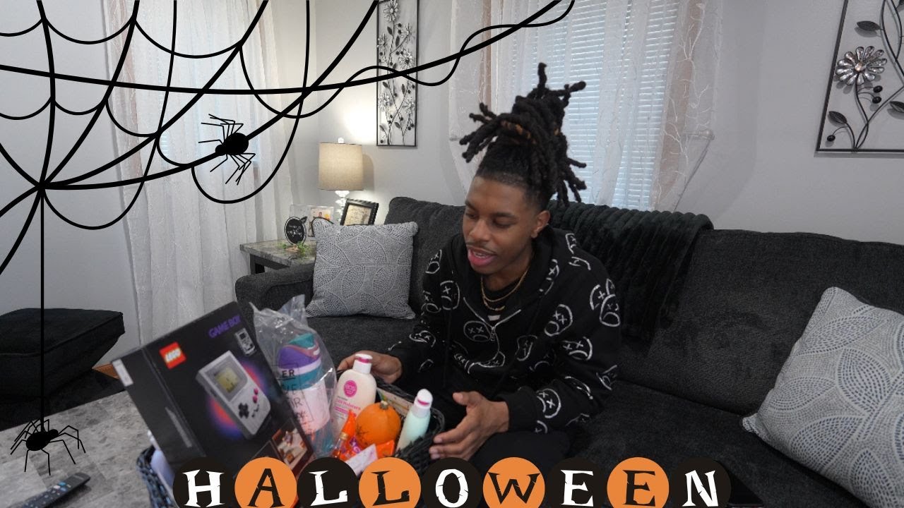 DECORATING MY GIRLFRIEND HALLOWEEN BOO BASKET