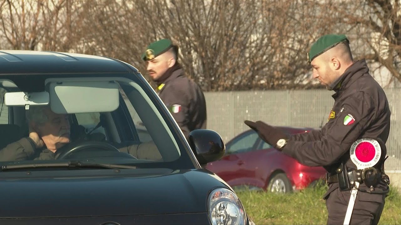 Milan tourist sites close in fear of coronavirus spread | AFP