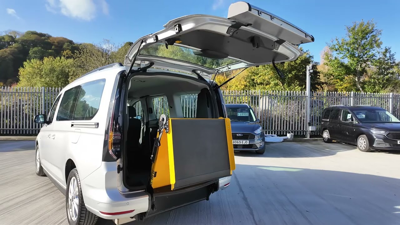 VW Caddy DUO Drive-From Wheelchair Vehicle £37995+VAT