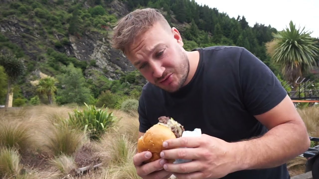25 HOUR PLANE JOURNEY & 7 HOURS DRIVE TO GET WORLDS BEST BURGER !