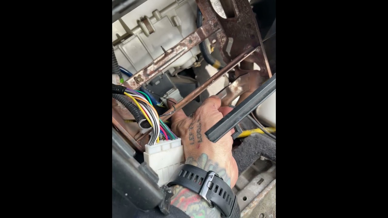 How to remove a 94-01 Acura Integra dashboard
