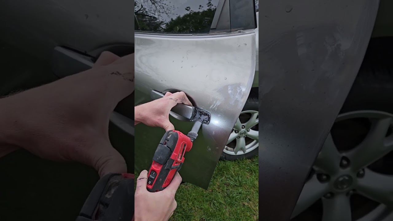 Nissan Rogue SV AWD Як зняти ручку дверей,якщо вона не знімається)?!