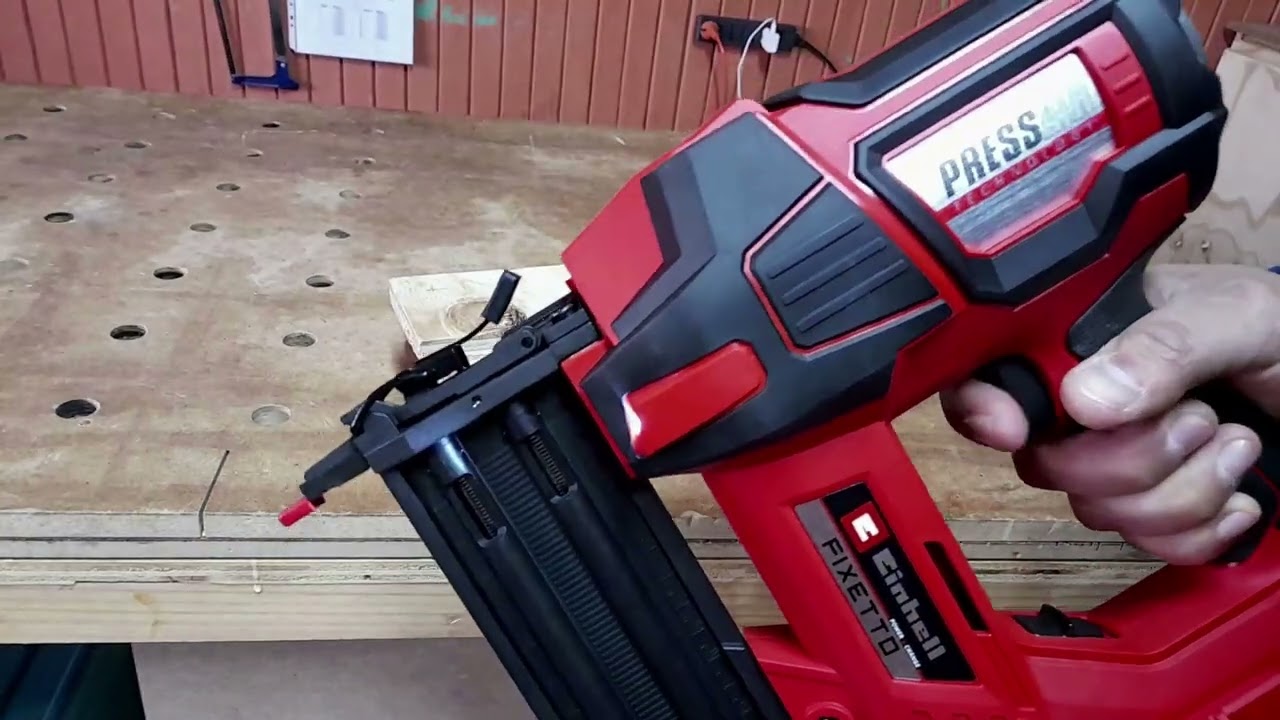 Clavadora Einhell Fixetto 18v
