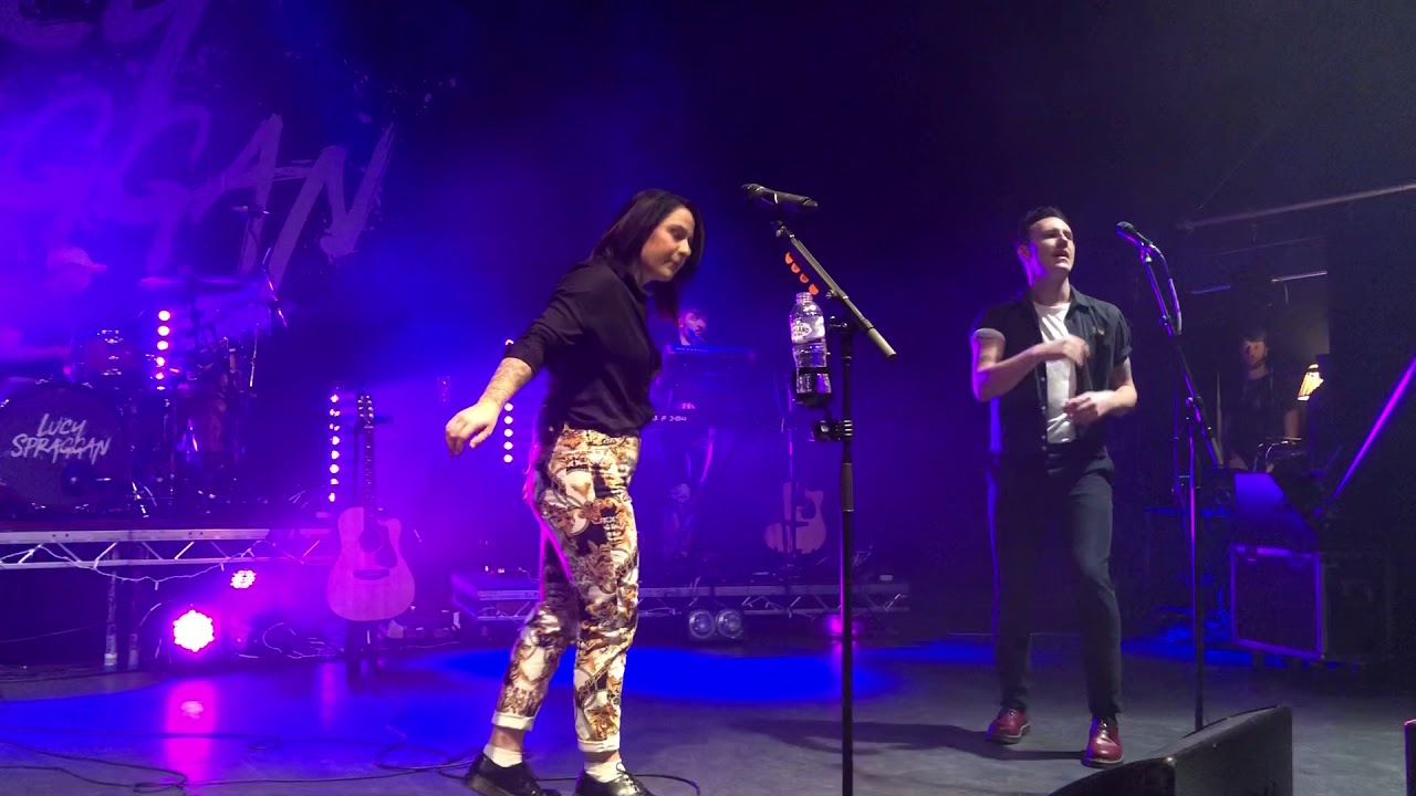 Lucy Spraggan ft Callum Beattie - Stick The Kettle On HD