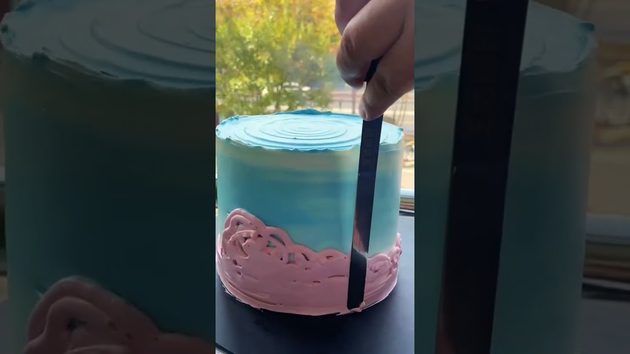 Newest Cake Pipping|