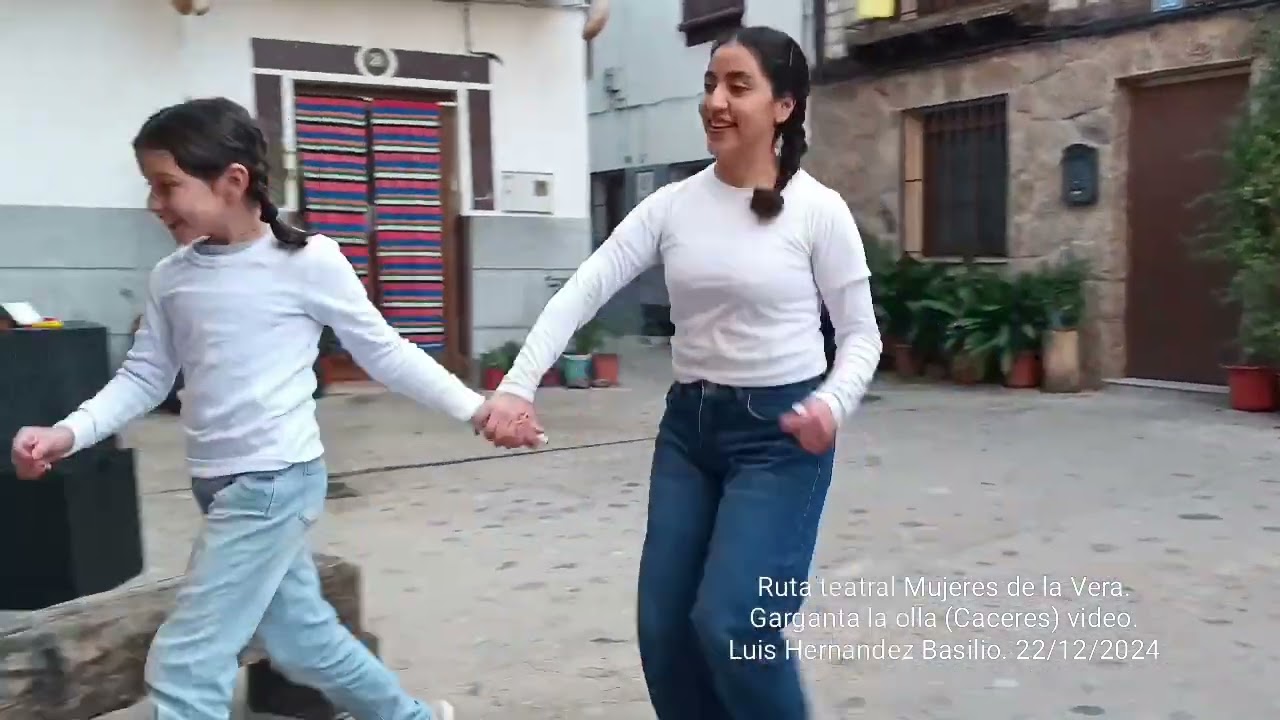 Garganta la Olla (Cáceres) Ruta Teatral Mujeres de la Vera. 22 de Diciembre 2024. Luis H.B