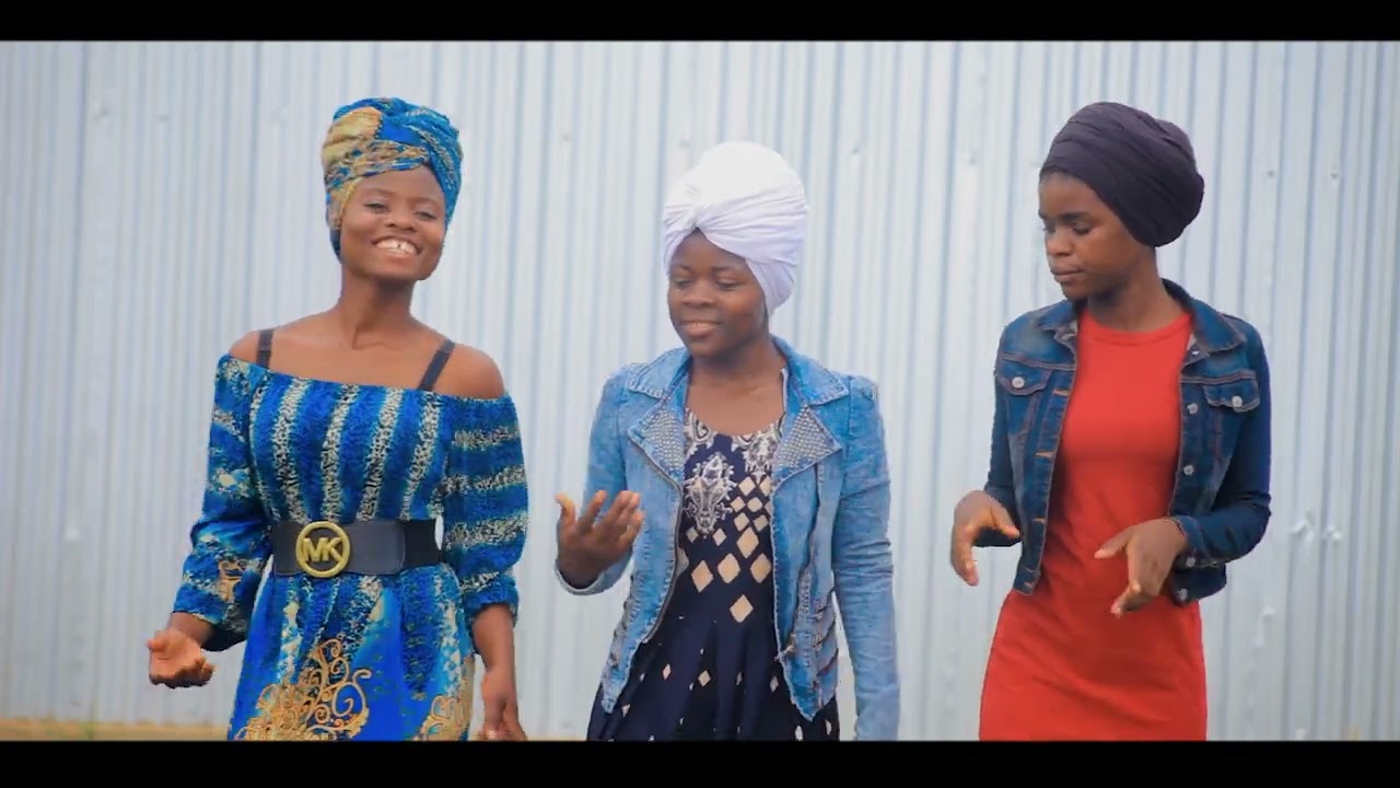 HAPPY GOSPEL MUSIC - YESU ELOMBE (Official Music Video) 4K
