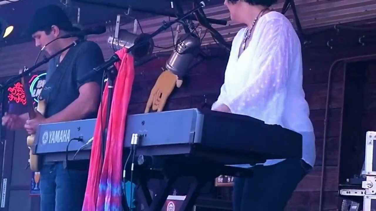 KELLY HUNT  at Knuckleheads KC