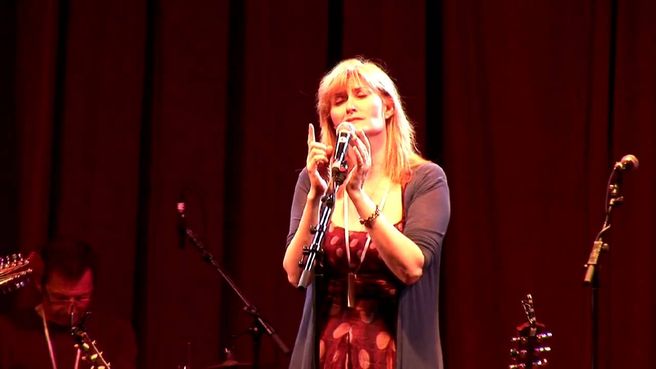 Edie Reader - Aye Fond Kiss - East Lothian Homecoming Skateraw Concert