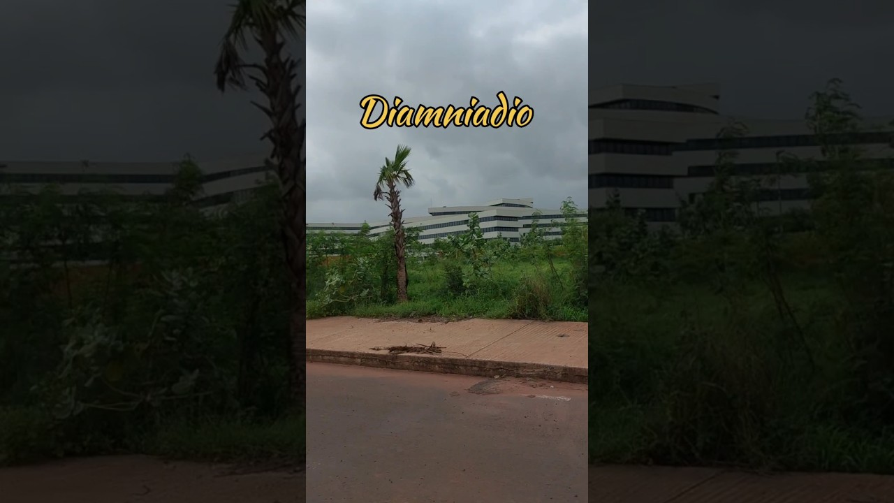 Driving in Diamniadio #diamniadio #senegal #shortvideo