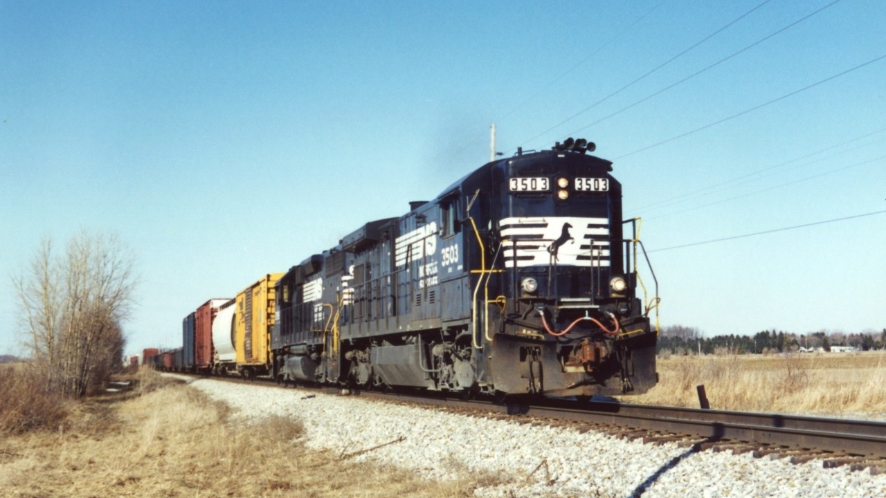 Northeast Indiana Trains -  January/February 2001