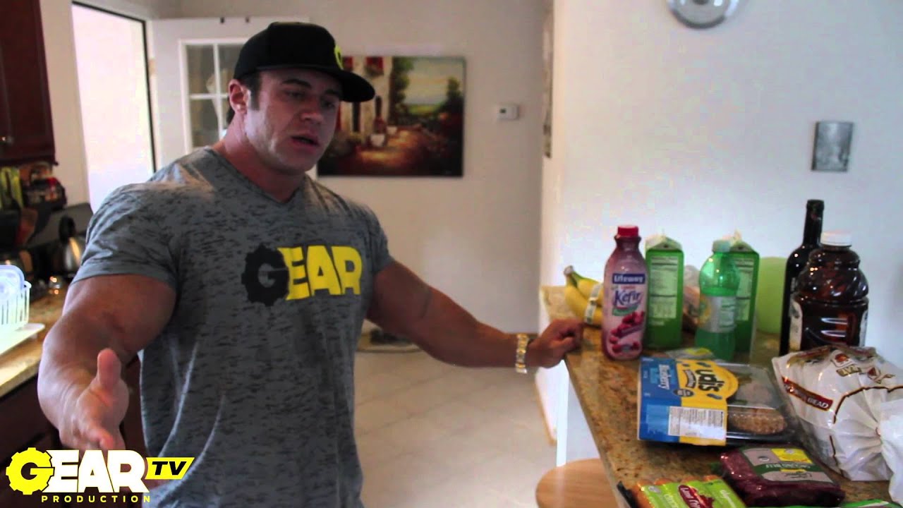Bodybuilder Aaron Clark Grocery Store Shopping Trip - Bodybuilding Food