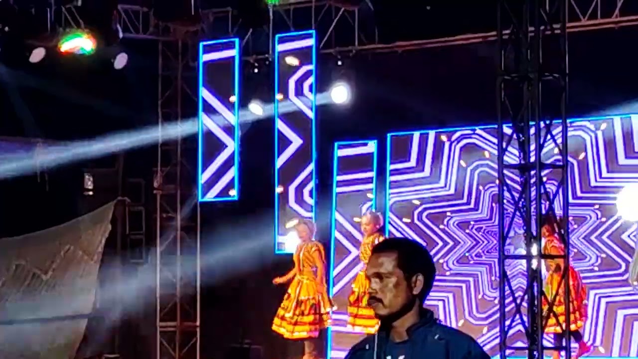 Hamare video ko like karna comment karna